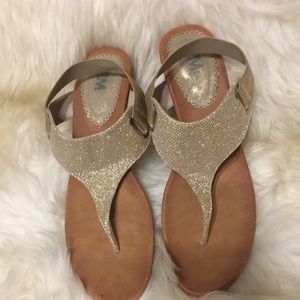CM gold glitter sandals, gently USED! Sz. 10.  They have a wedge cork look heel.